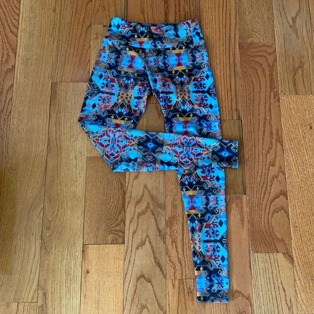 Onzie Aztec Print Leggings